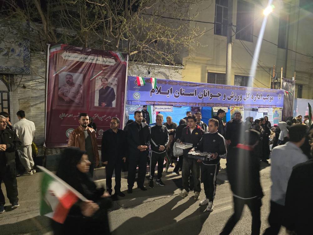 جلوه ای دلنشین از ایستادگی و مقاومت؛ همدلی خانواده نجات‌غریق و غواصی استان ایلام در میدان حمایت از انقلاب اسلامی ایران؛